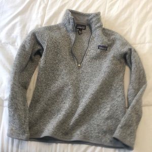 Patagonia gray pullover